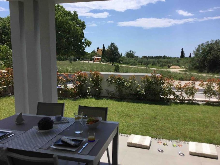 Apartment Capo D'Oro Rovinj Exterior photo